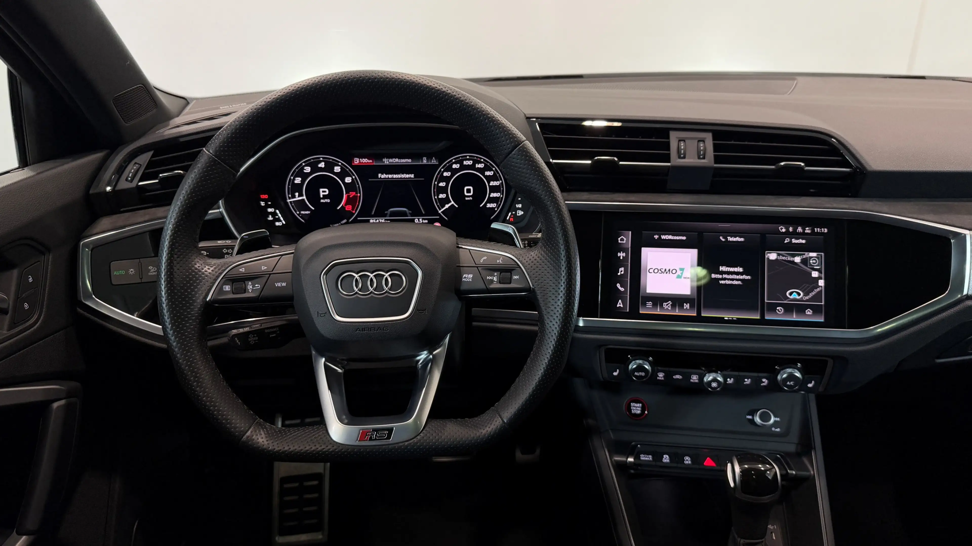Audi RS Q3 PANO Matrix RS-Abgas B&O Totwinkel ACC Spur — photo 11