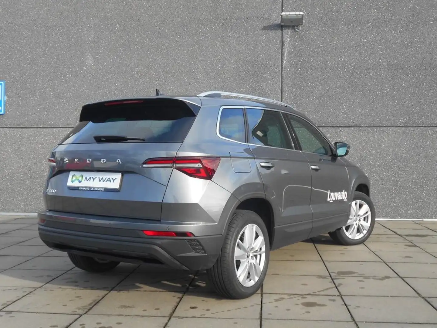 Skoda Karoq Karoq Clever+ 2,0 TDI 85 kW 6-speed mech. Grijs - 2