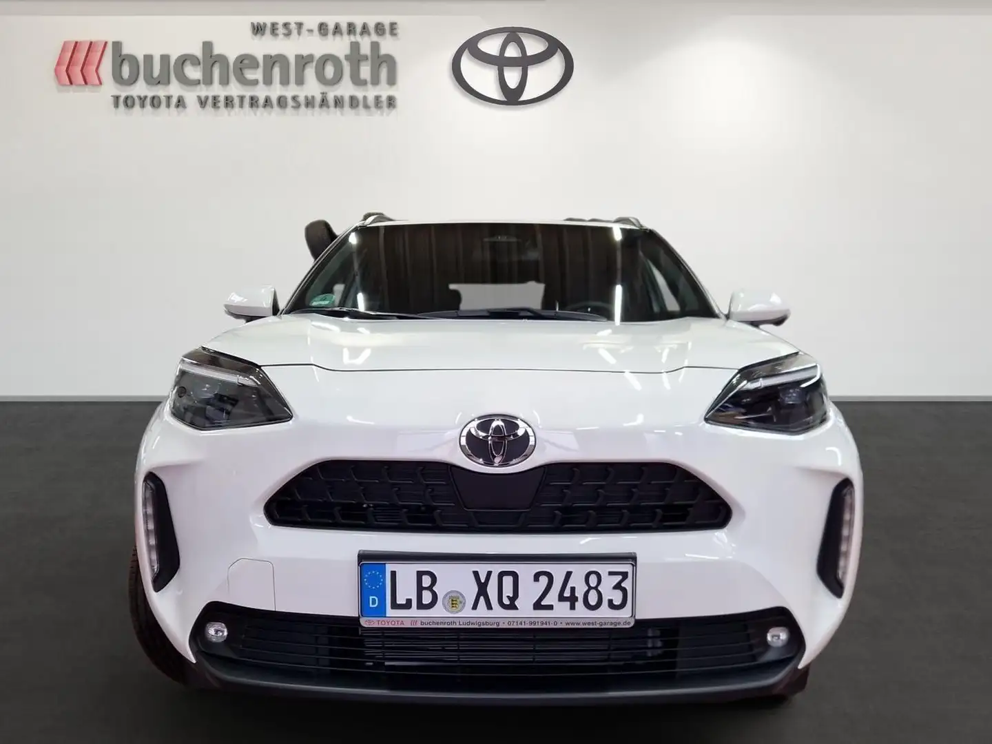 Toyota Yaris Cross Hybrid FWD Teamplayer + Winterpaket Weiß - 2