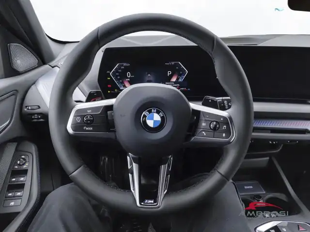 BMW 1 Series view 9