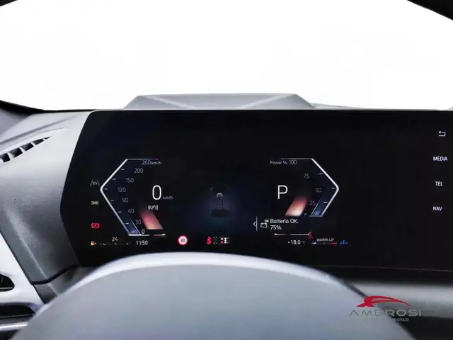 BMW 1 Series view 8