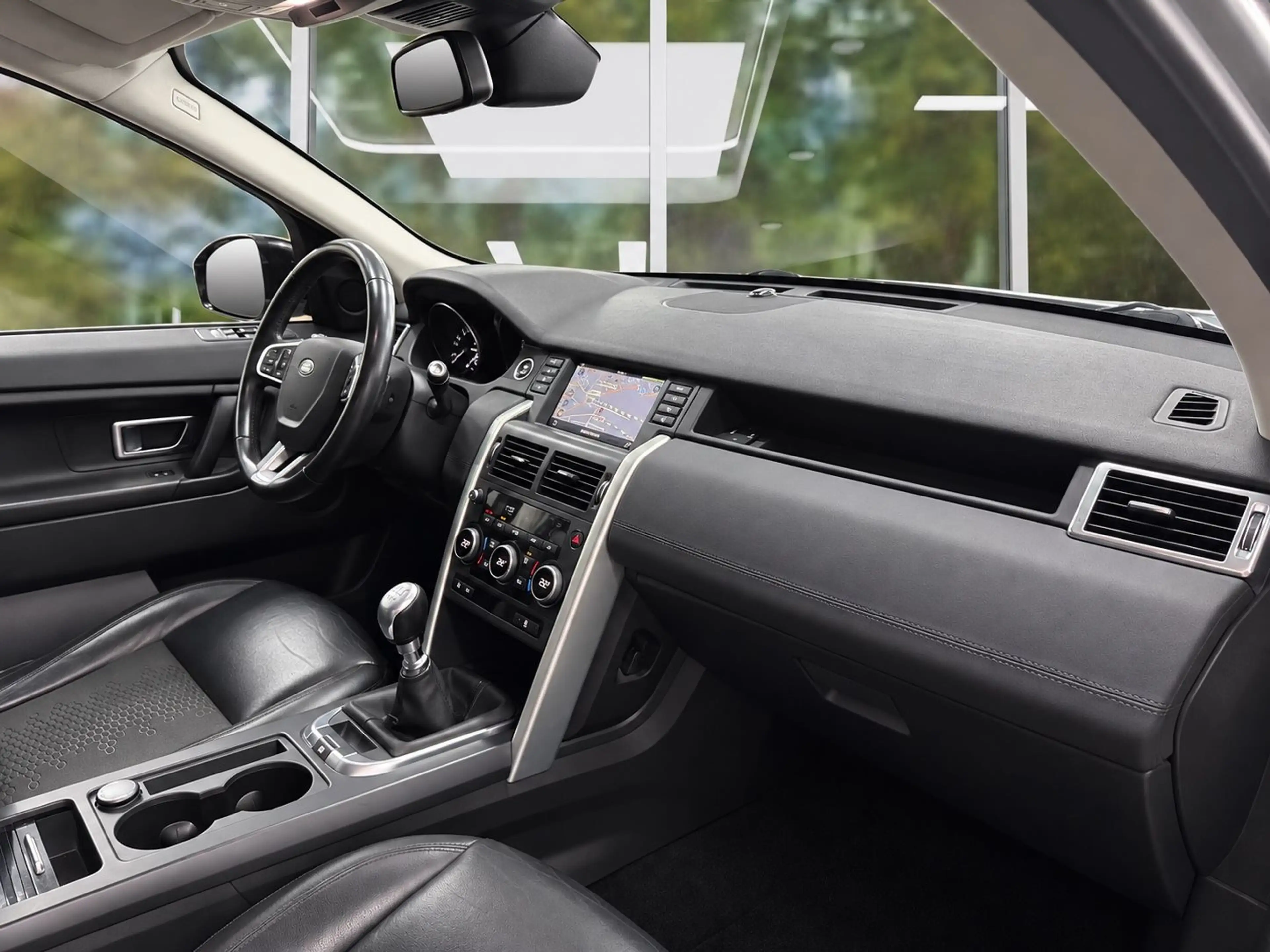 Land Rover Discovery Sport Pure, 2.Hand,Inspektion Neu — photo 10