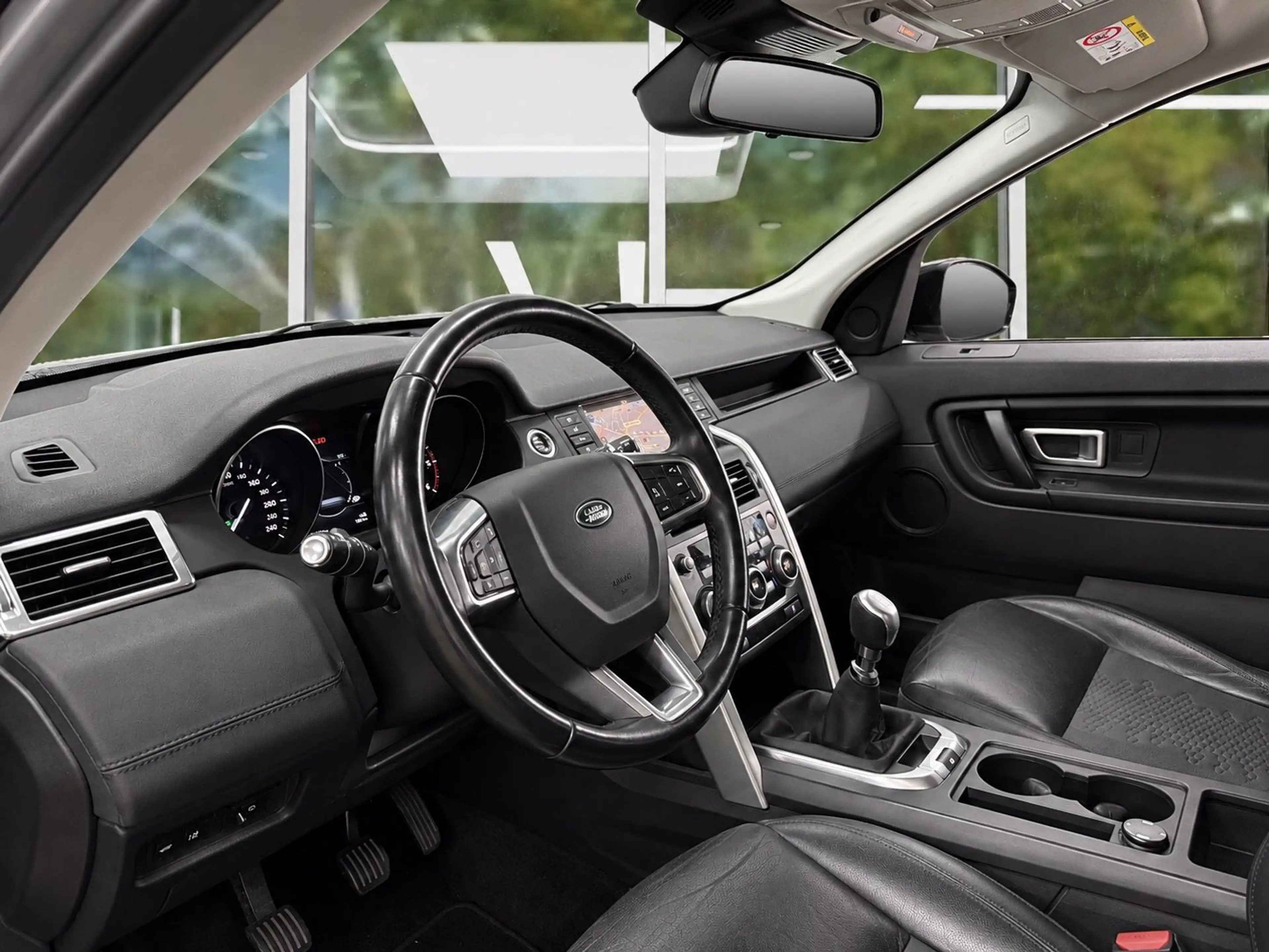 Land Rover Discovery Sport Pure, 2.Hand,Inspektion Neu — photo 11