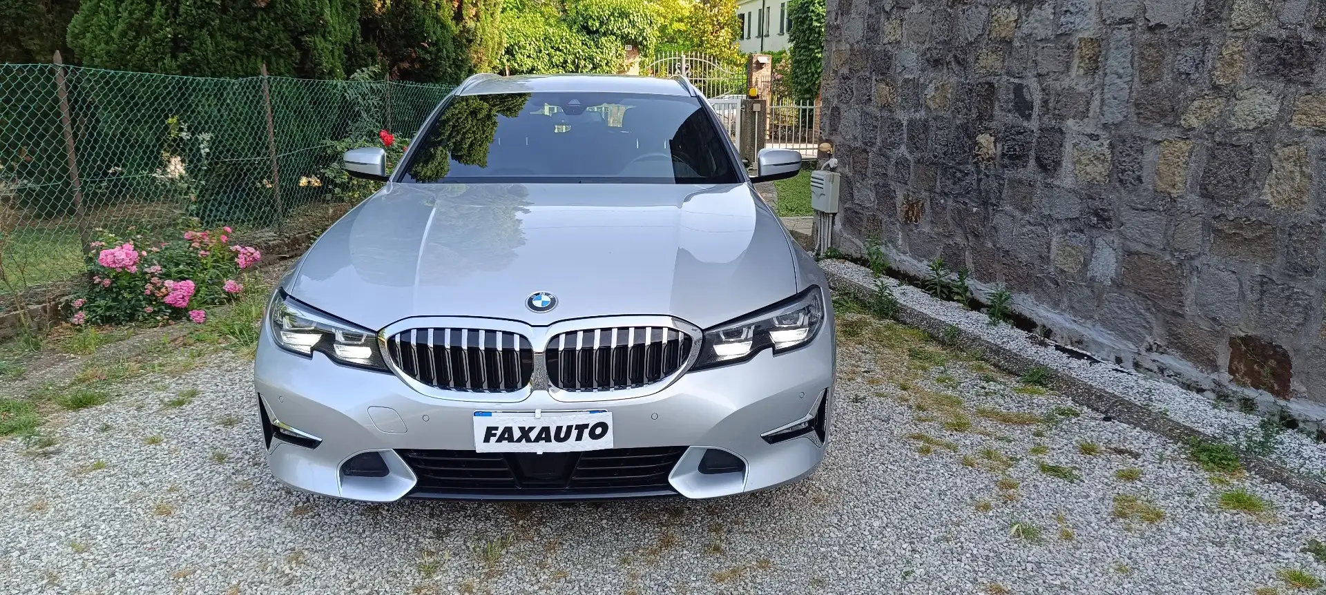 BMW 320 320d Touring Luxury auto Argento - 1