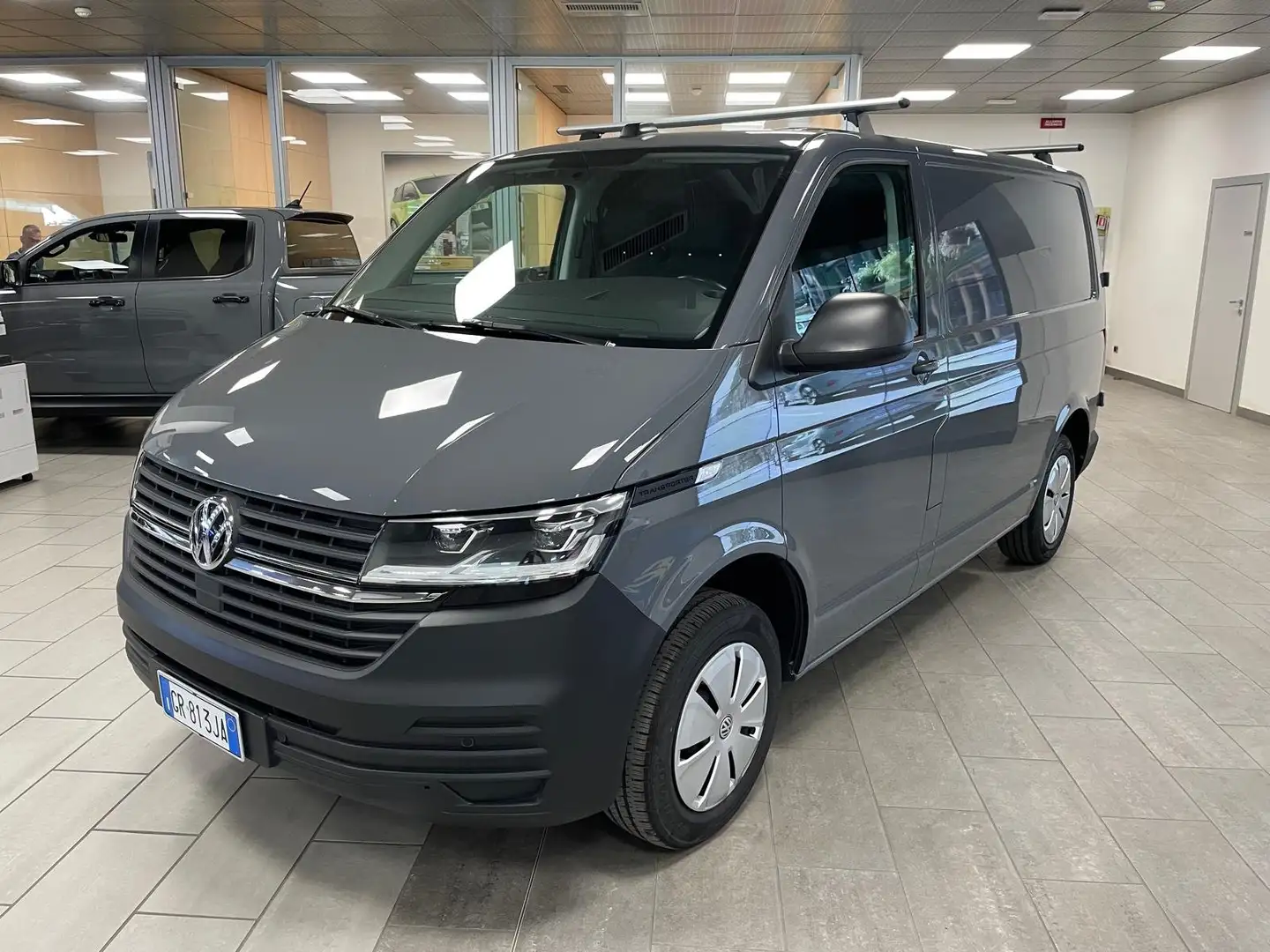 Volkswagen Transporter 2.0 diesel  150cv. FURGONE 3 POSTI , CAMBIO AUT. Grigio - 1