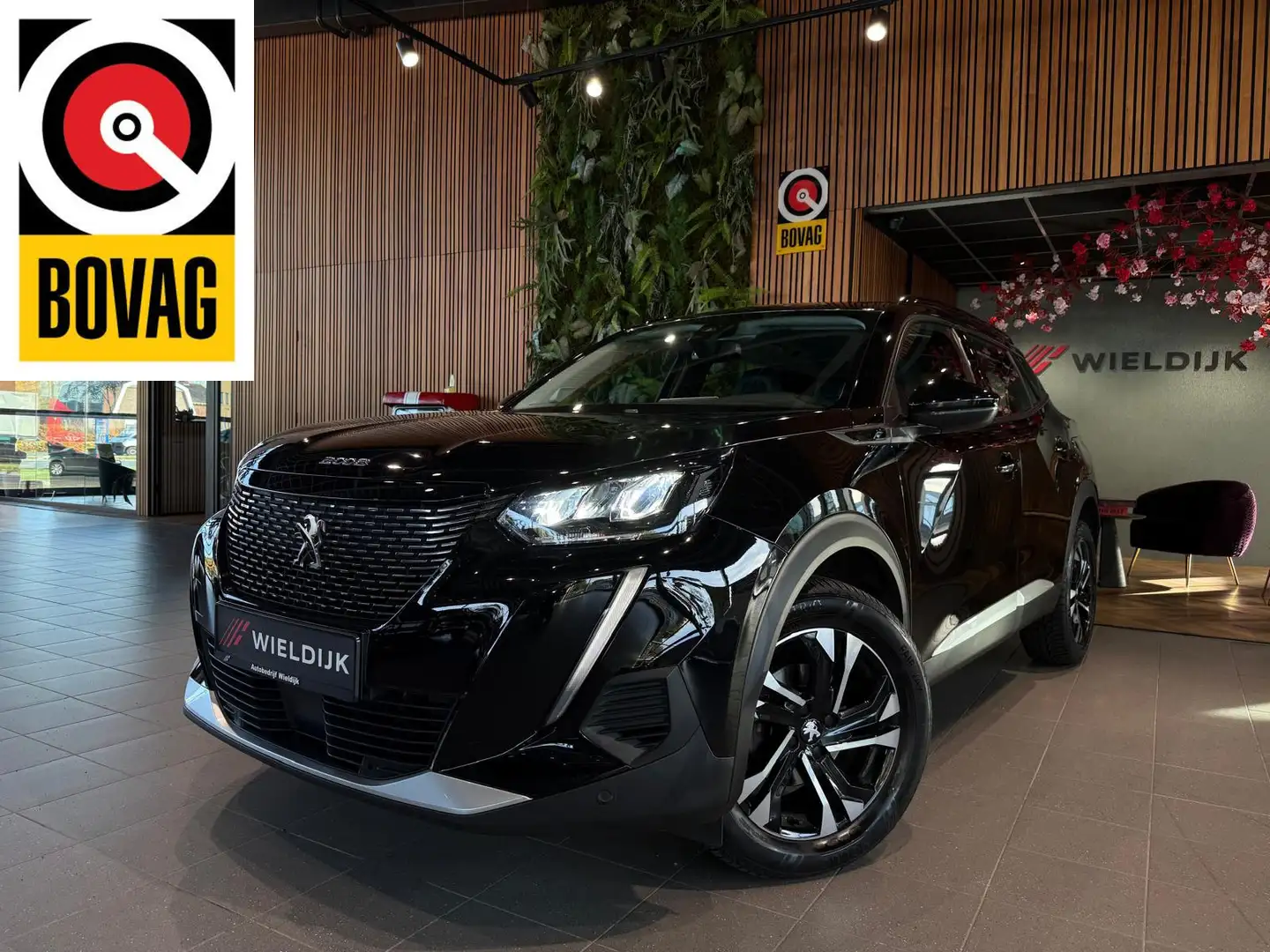 Peugeot 2008 1.2 PureTech Blue Lease Allure GT 360 Camera Zwart - 1