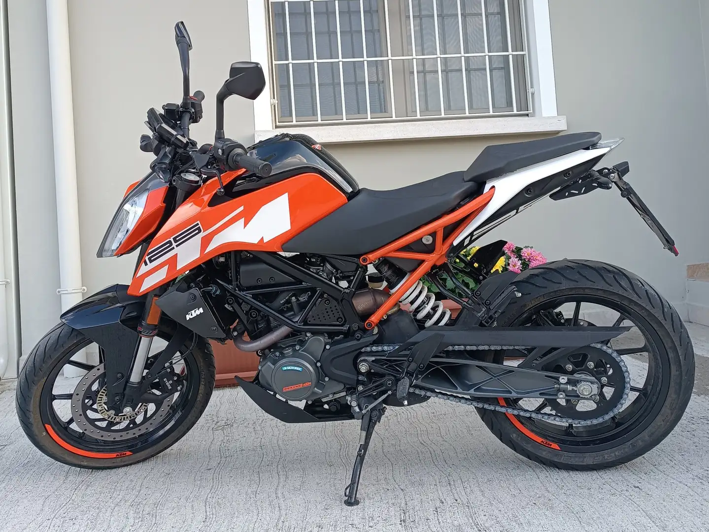 KTM 125 Duke Orange - 2