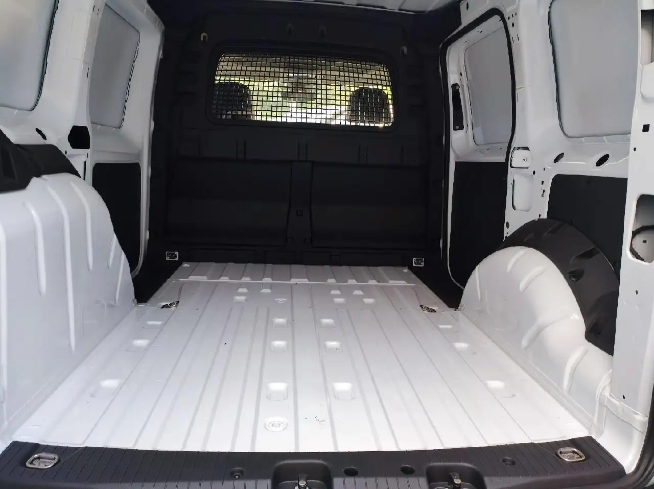 Ford Transit Connect 2026 — фото 10