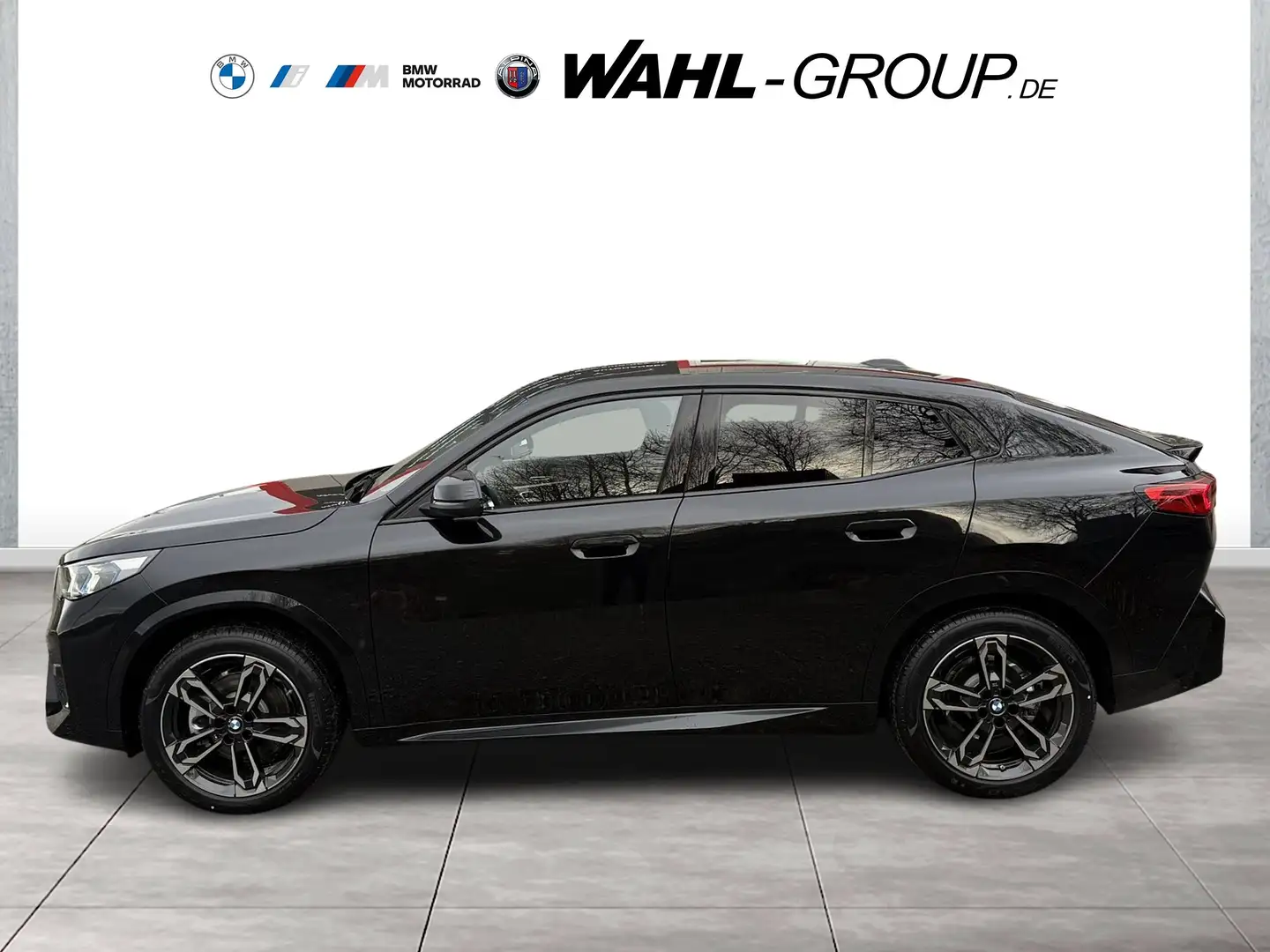 BMW X2 sDrive20i M Sport AHK Premium Adapt LED DrivingAss Schwarz - 2