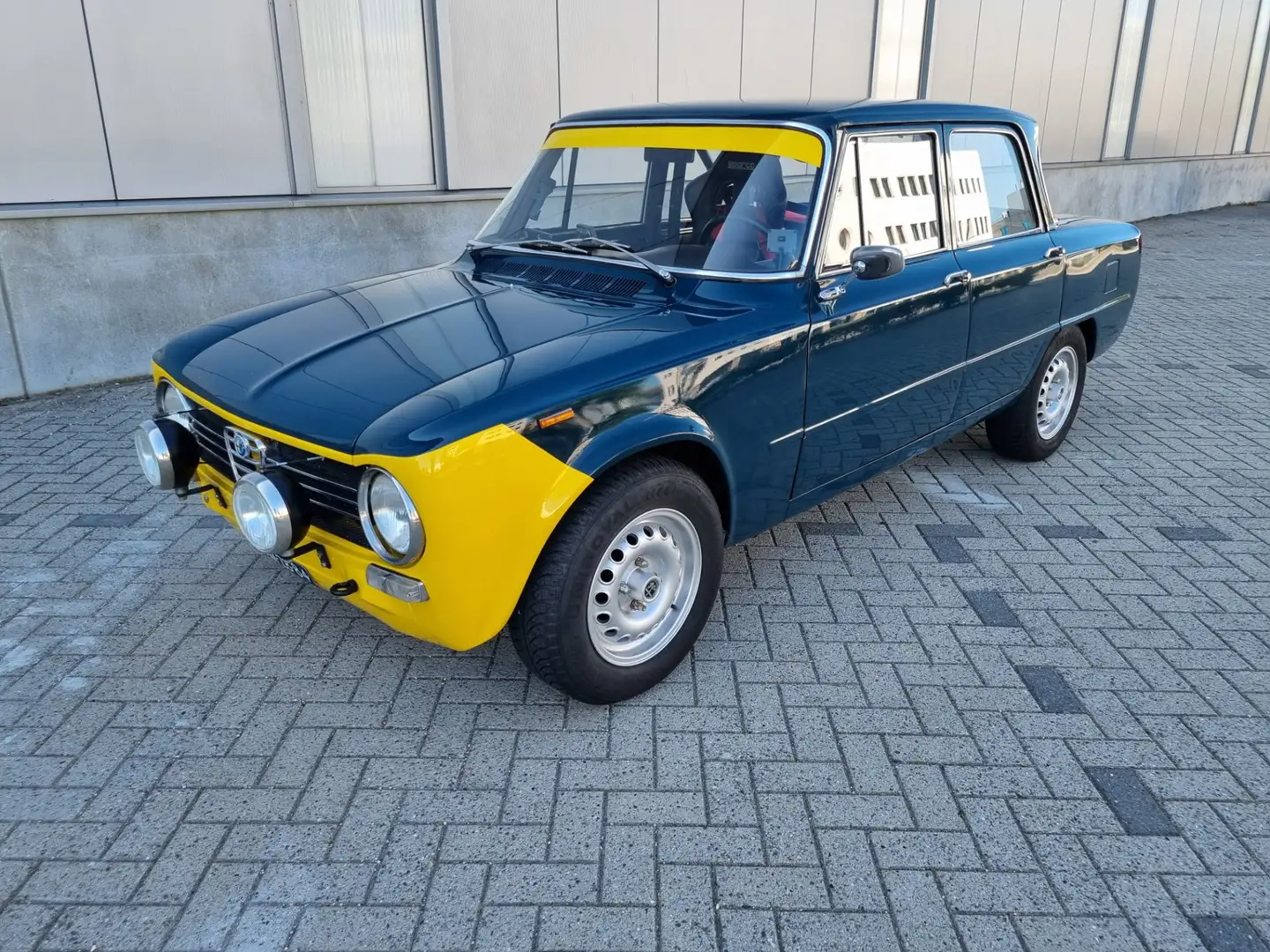 Alfa Romeo Giulia 1600 rally klaar Blau - 1
