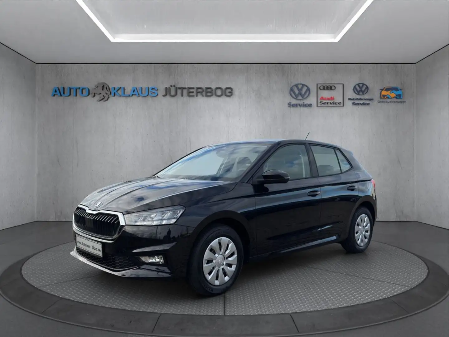 Skoda Fabia Selection 1.0 MPI LED+PDC+Sitzh. Schwarz - 2