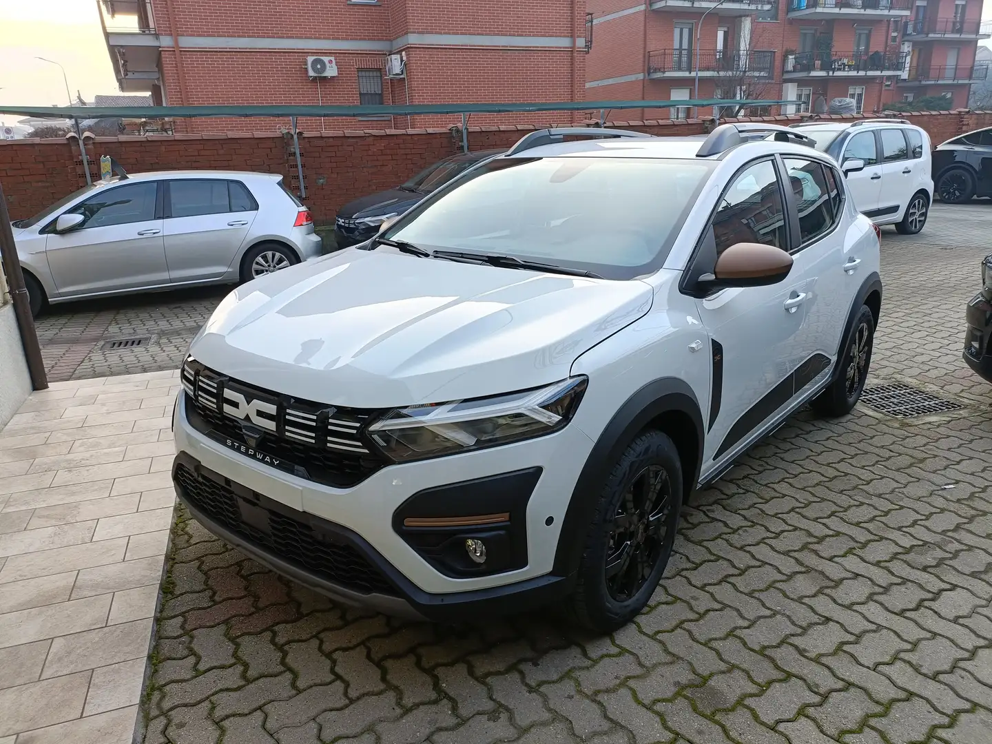 Dacia Sandero STEPWAY 1.0 GPL EXTREME UP PROMO! Wit - 1