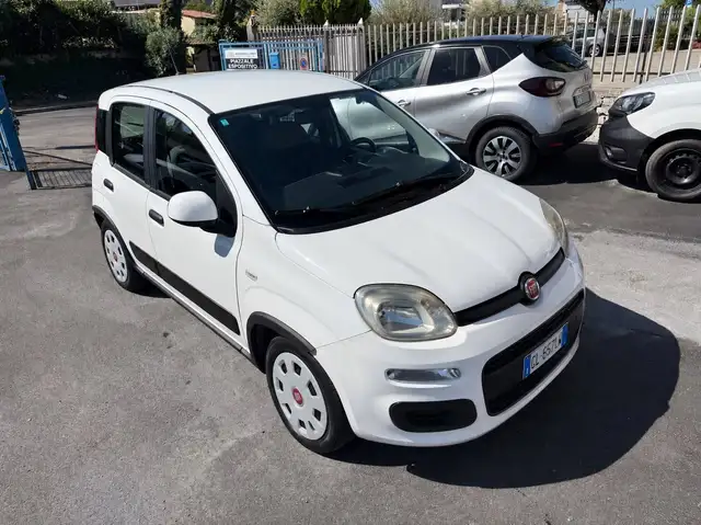 Fiat Panda view 3