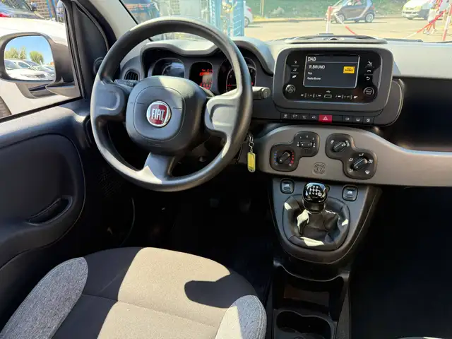 Fiat Panda view 9