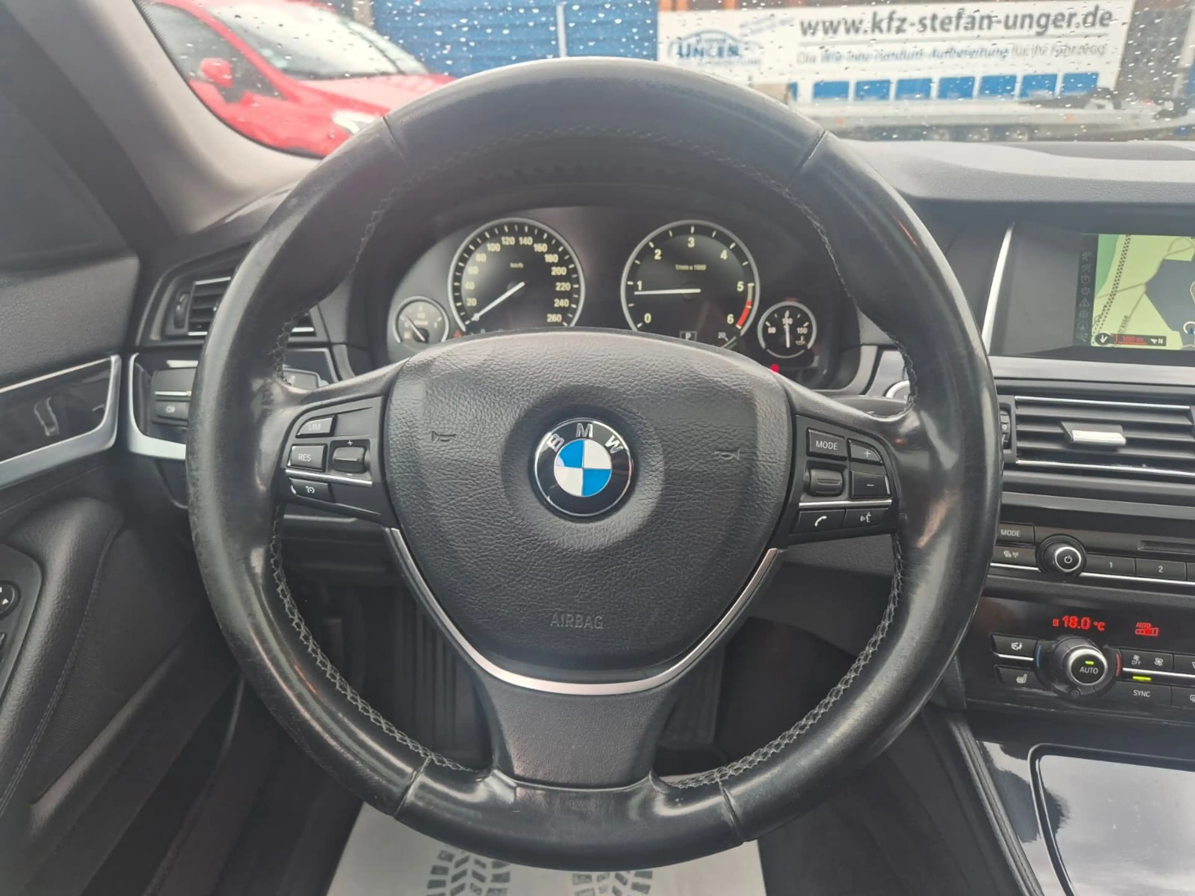 BMW 525 d LIMOUSINE-LUXURY-HEADUP-KLIMA-NAVI-PDC — photo 14