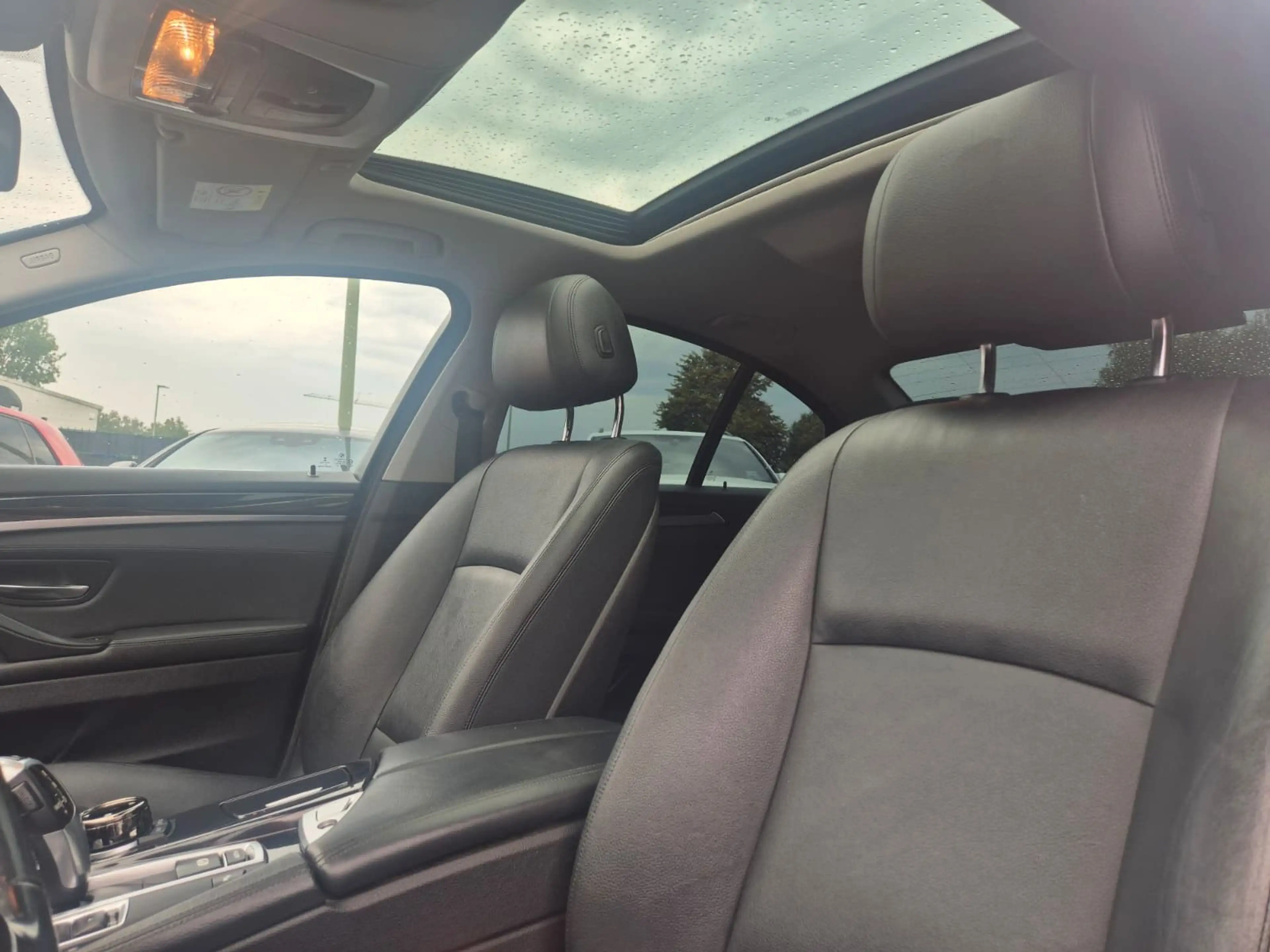 BMW 525 d LIMOUSINE-LUXURY-HEADUP-KLIMA-NAVI-PDC — photo 8