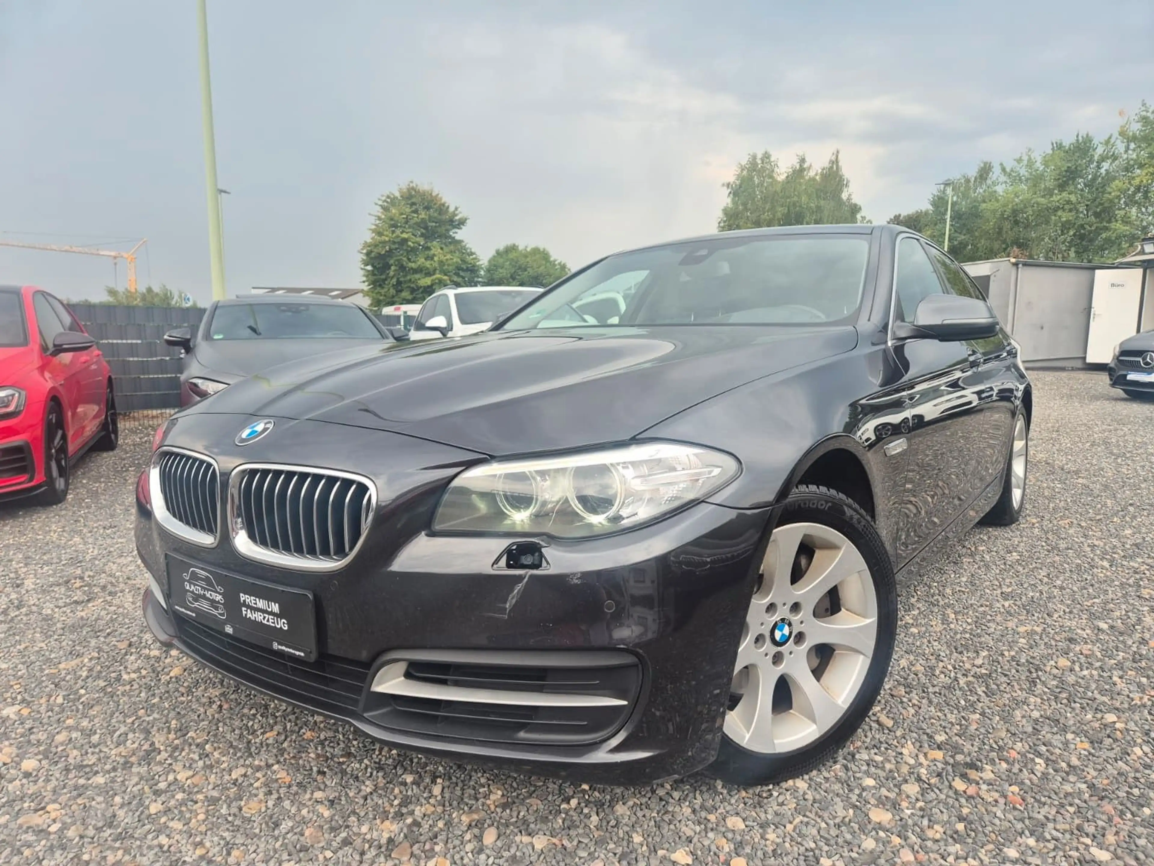BMW 525 d LIMOUSINE-LUXURY-HEADUP-KLIMA-NAVI-PDC