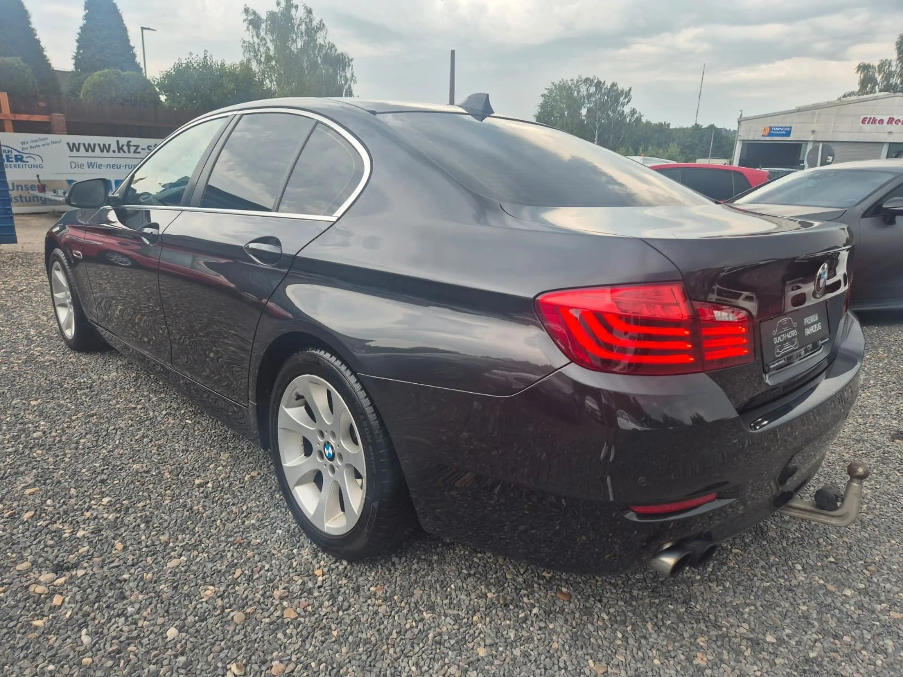 BMW 525 d LIMOUSINE-LUXURY-HEADUP-KLIMA-NAVI-PDC — photo 2
