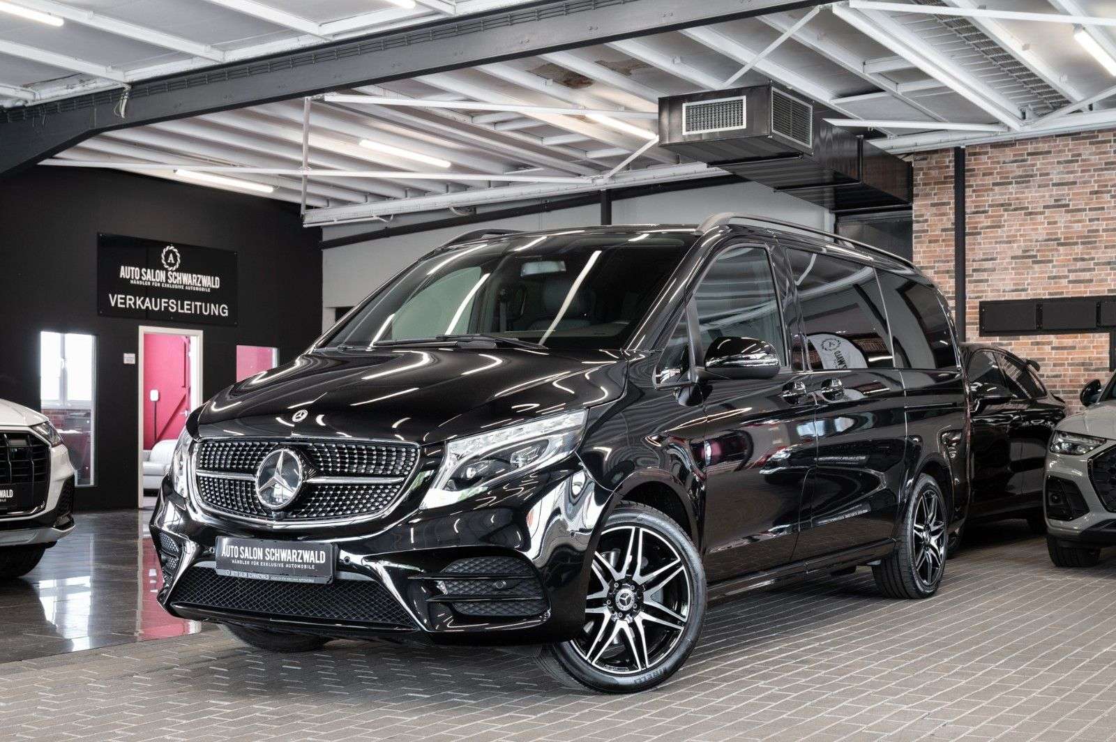 Second hand Mercedes Benz V-Class 300