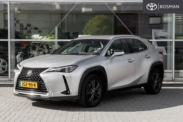 Lexus UX 250h