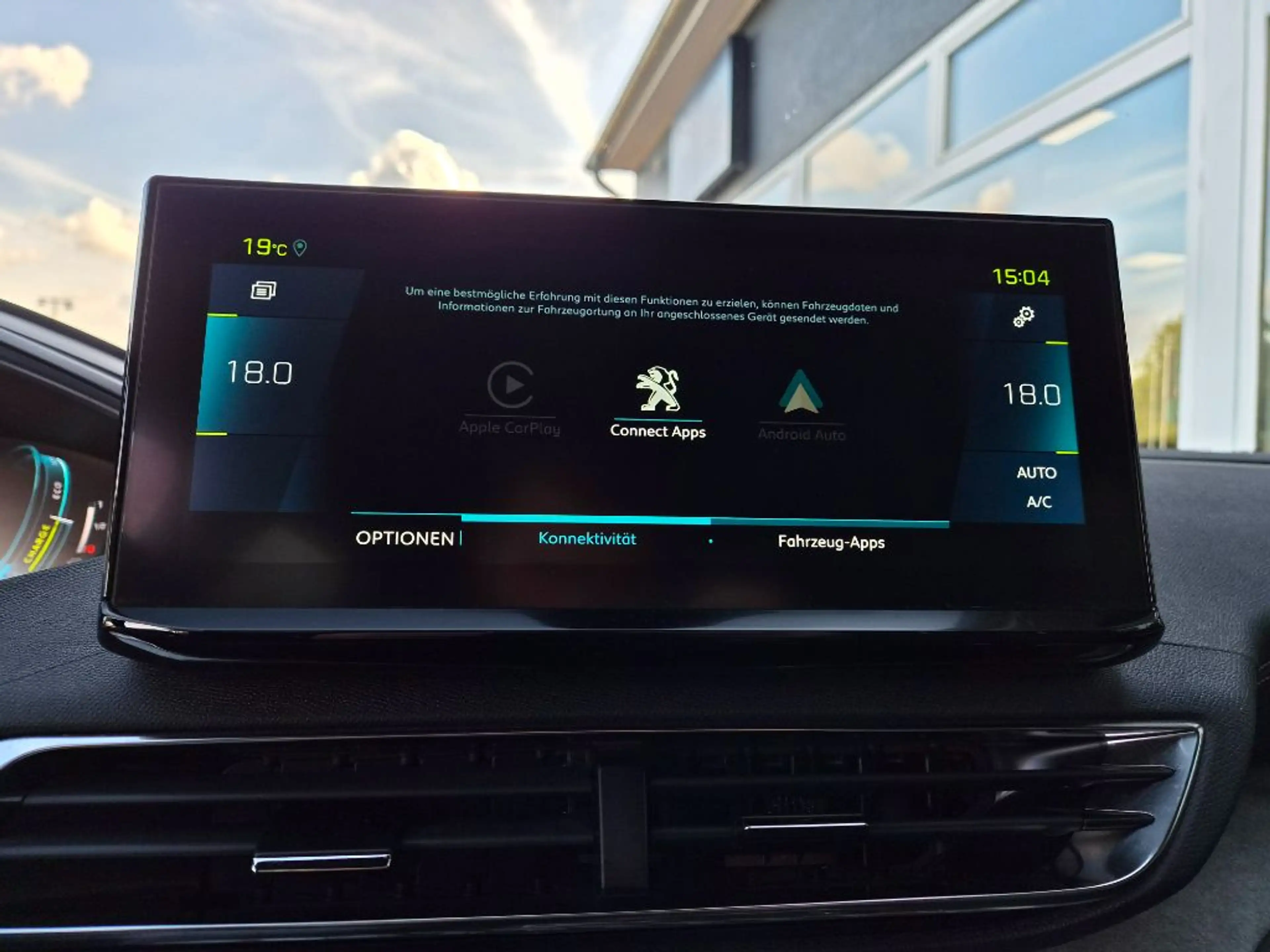 Peugeot 3008 Hybrid 225 e-EAT8 GT KAMERA+NAVI+LED+ACC+KEYLESS — photo 15