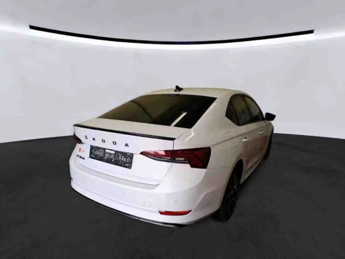Skoda Octavia Sportline 2.0 TDI HuD*RFK*Matrix*CANTON Weiß - 2