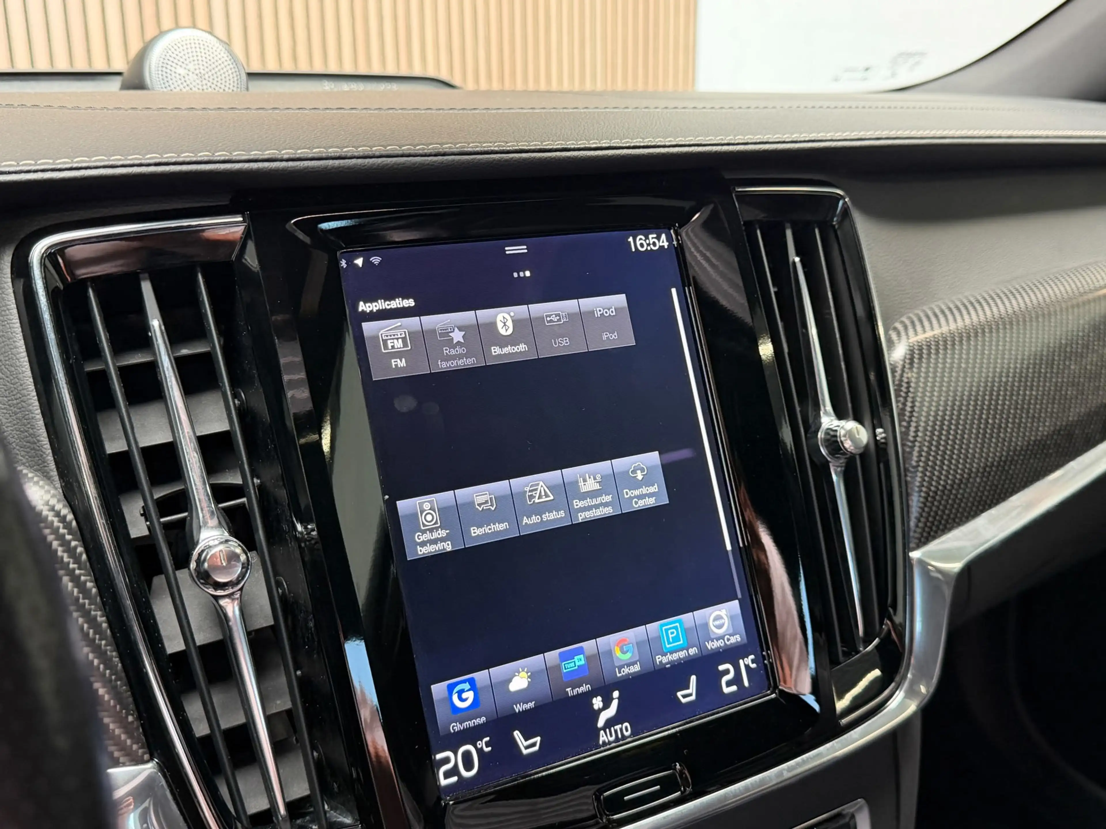 Volvo S90 2.0 T8 AWD Inscription R-Design - BOWERS & WILKINS — photo 12