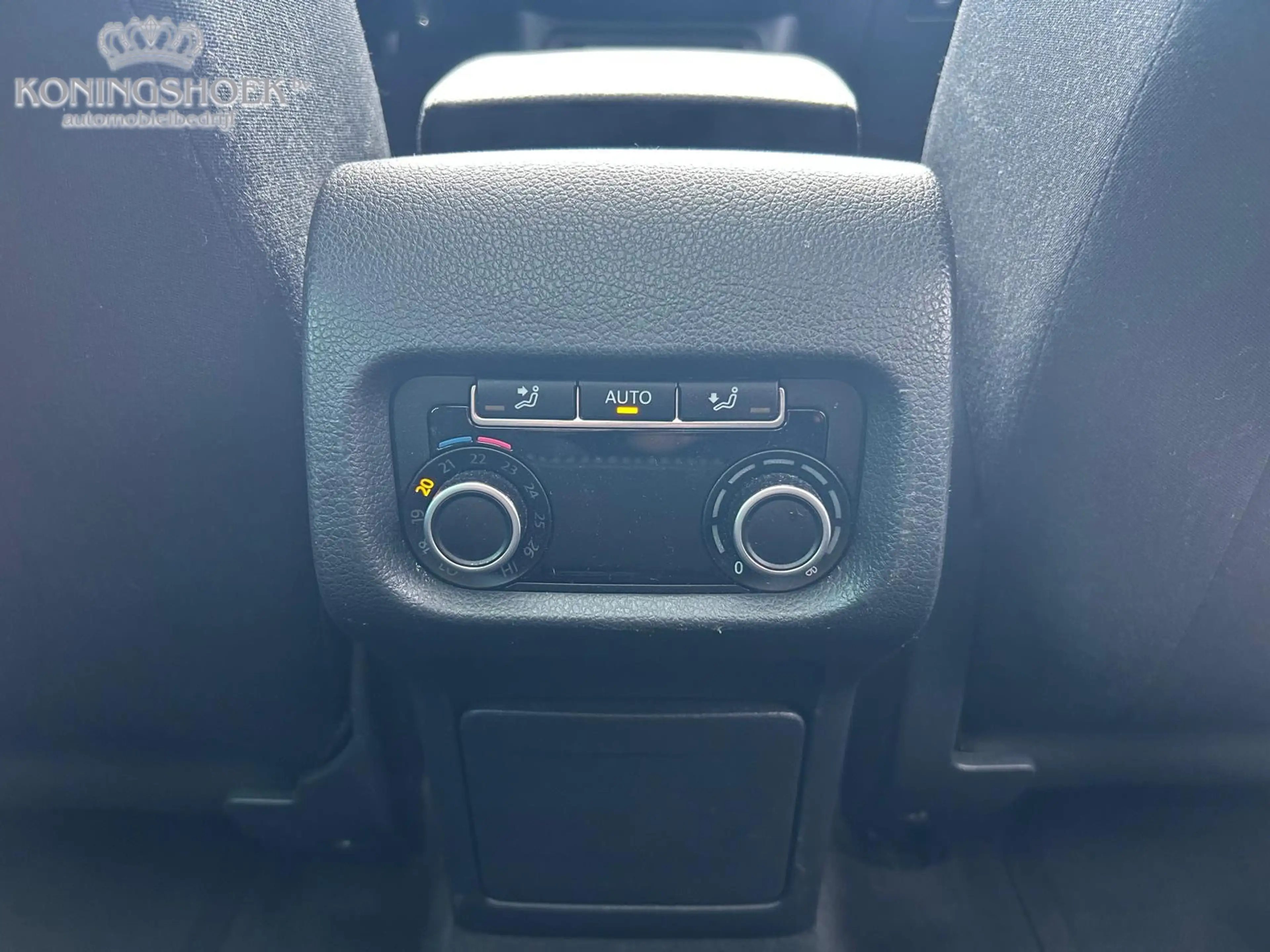 SEAT Alhambra 1.4 TSI Style 7p — photo 7