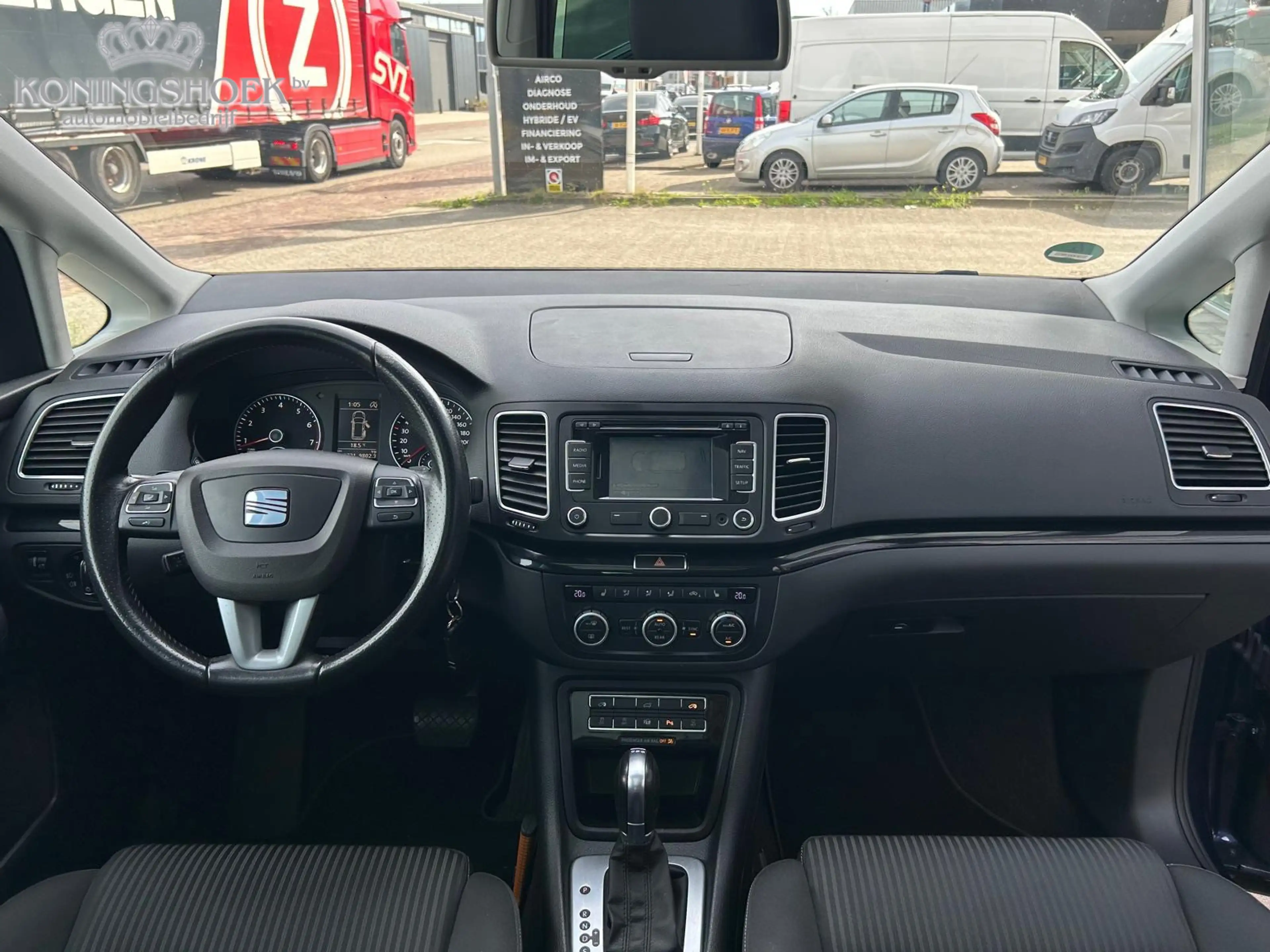 SEAT Alhambra 1.4 TSI Style 7p — photo 8