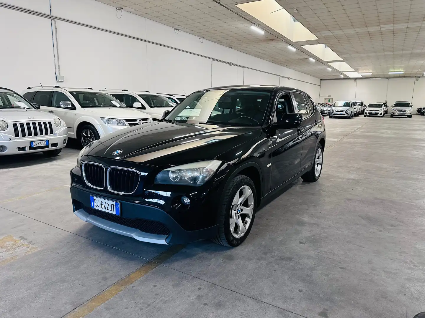BMW X1 X1 E84 sdrive18d Schwarz - 2