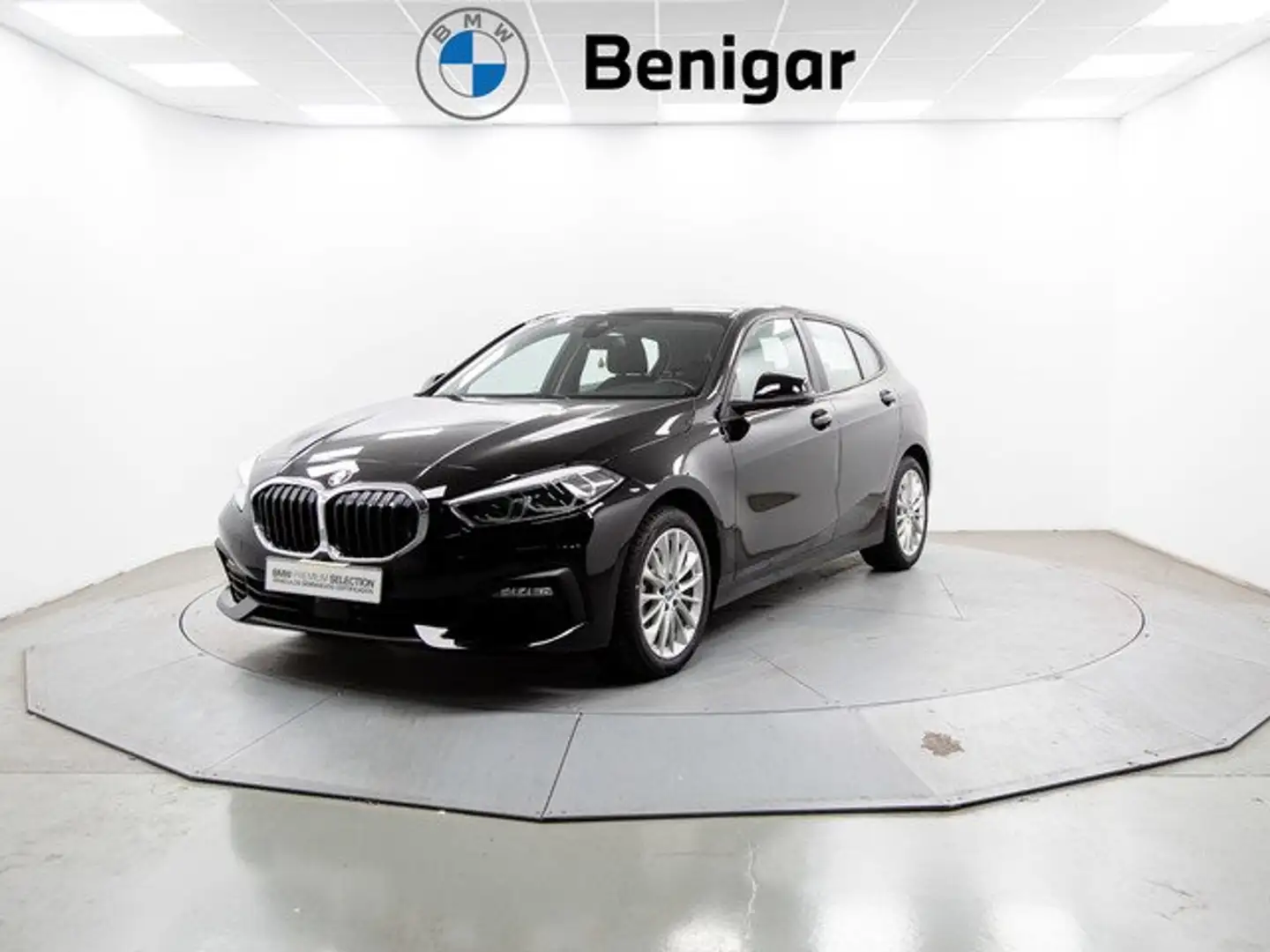 BMW 118 118dA Business Negro - 1