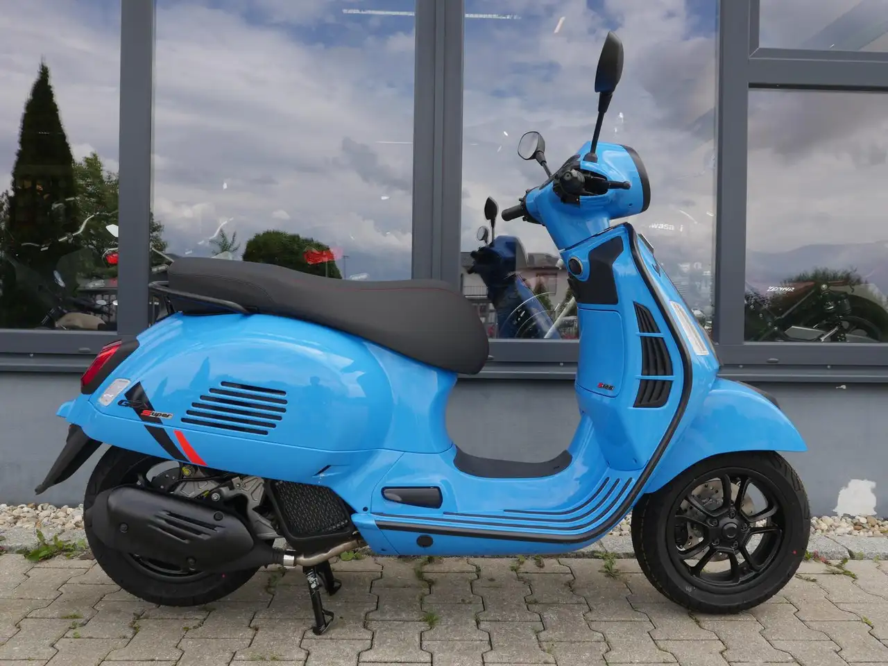 Vespa GTS 125