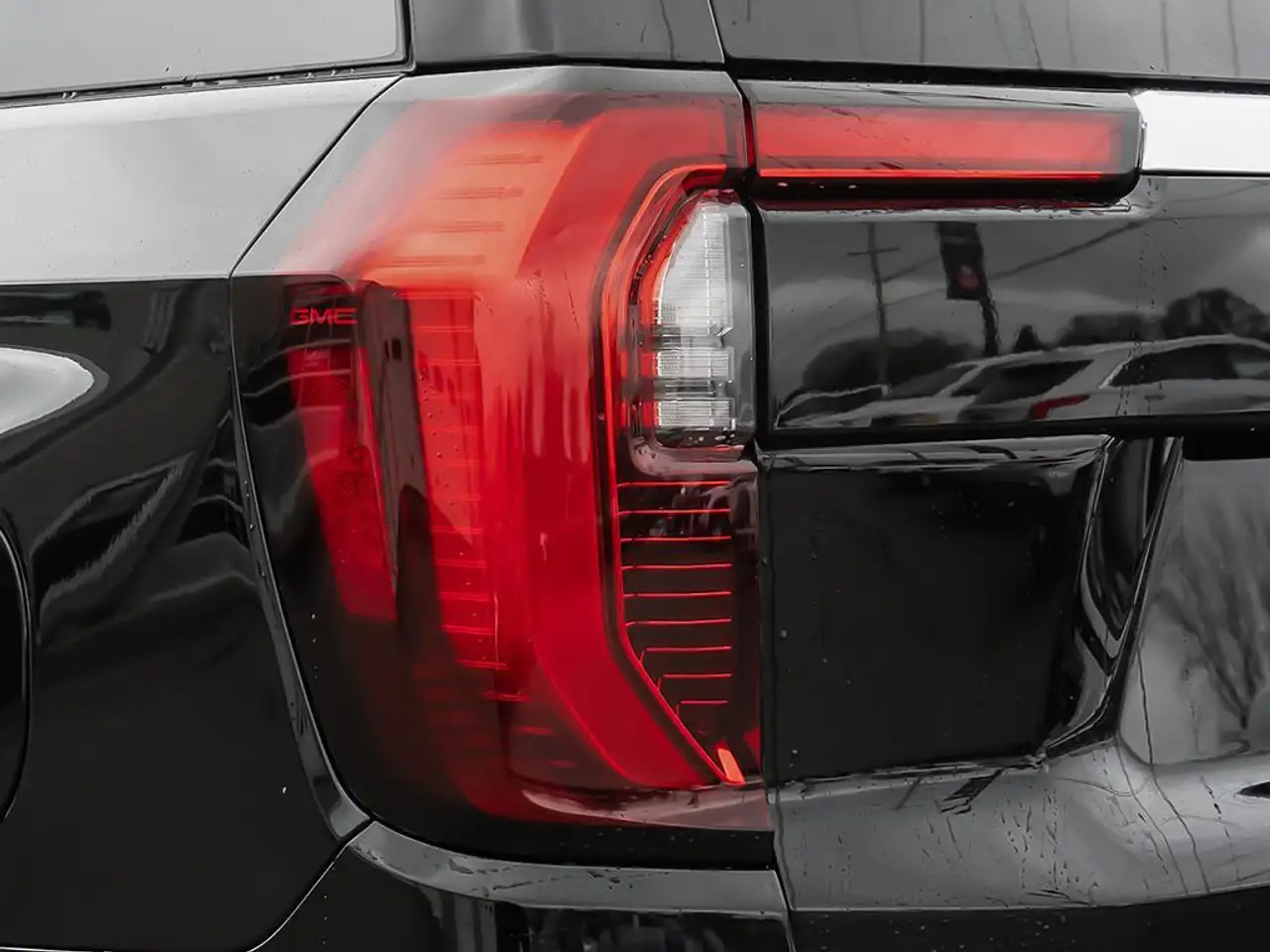 GMC Yukon снимка GMC Yukon