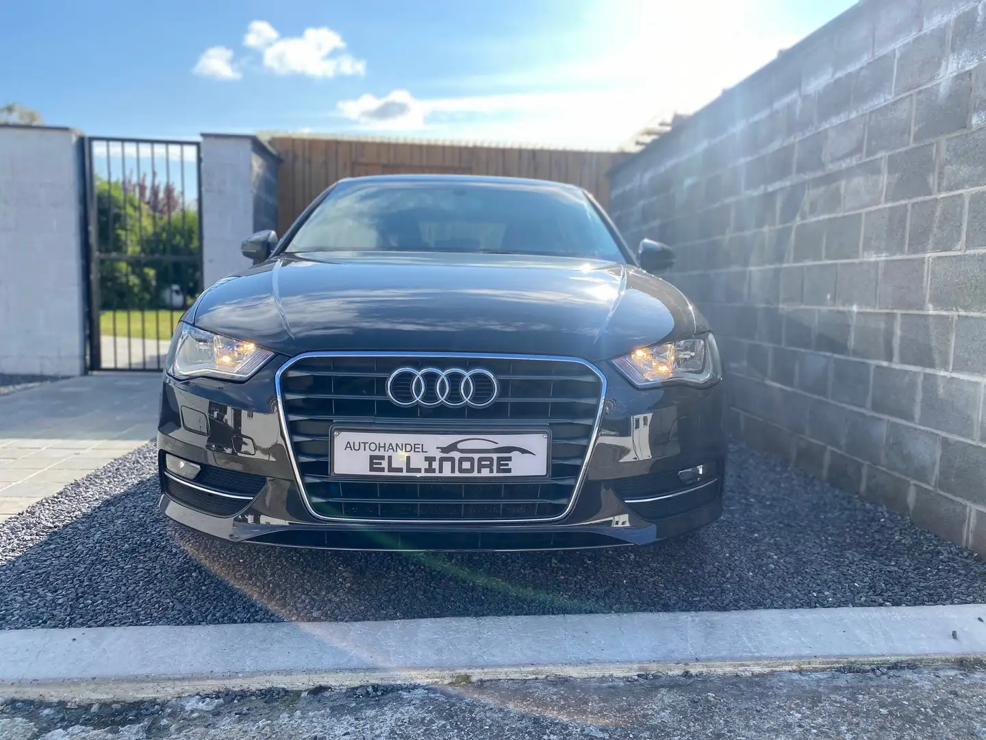 Audi A3 Sportback 1.4 TFSI CNG Ambiente Navigatie BT Pdc Marrón - 2