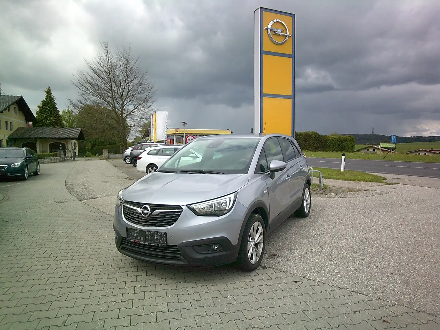 Opel Crossland X 1,2 Turbo Direct Injection Edition St./St. Grau - 1