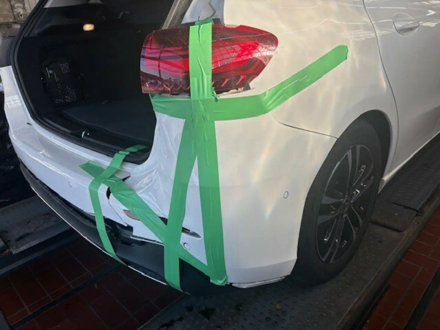 Mercedes-Benz B 200 B 200 d Progressive/Navi/Pano.-Dach/Autom./Klima Weiß - 2