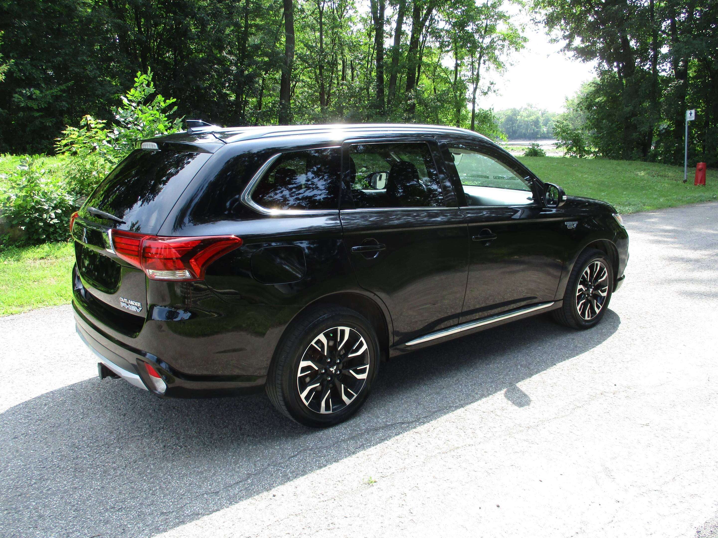 2018 Mitsubishi Outlander SE — снимка 1