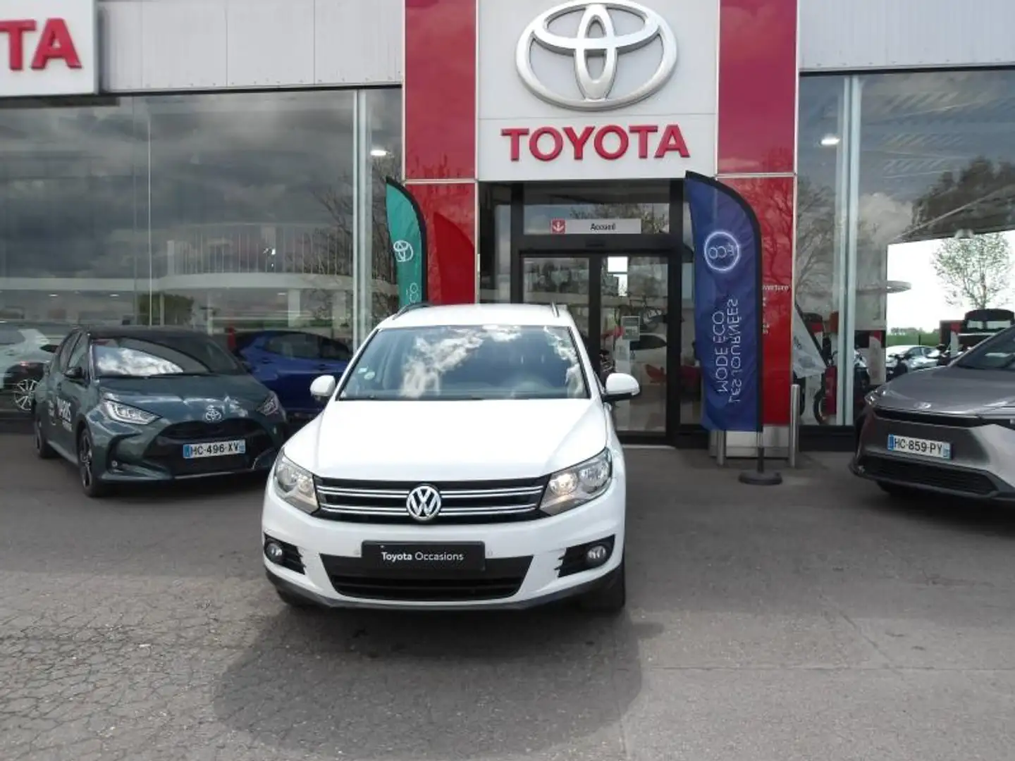 Volkswagen Tiguan 2.0 TDI 140ch BlueMotion Technology FAP Cup Weiß - 2
