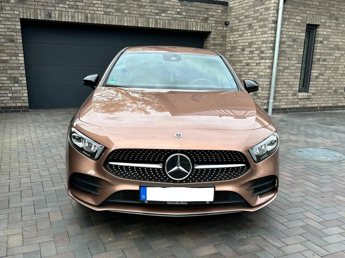 Mercedes-Benz A 250 A 250 e 8G-DCT Advanced AMG Line Gold - 2