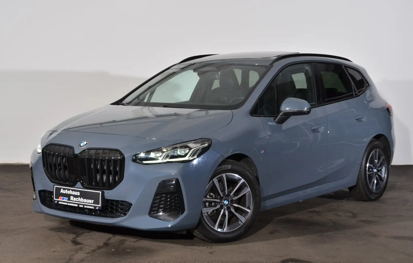 BMW 218 i Grau - 1