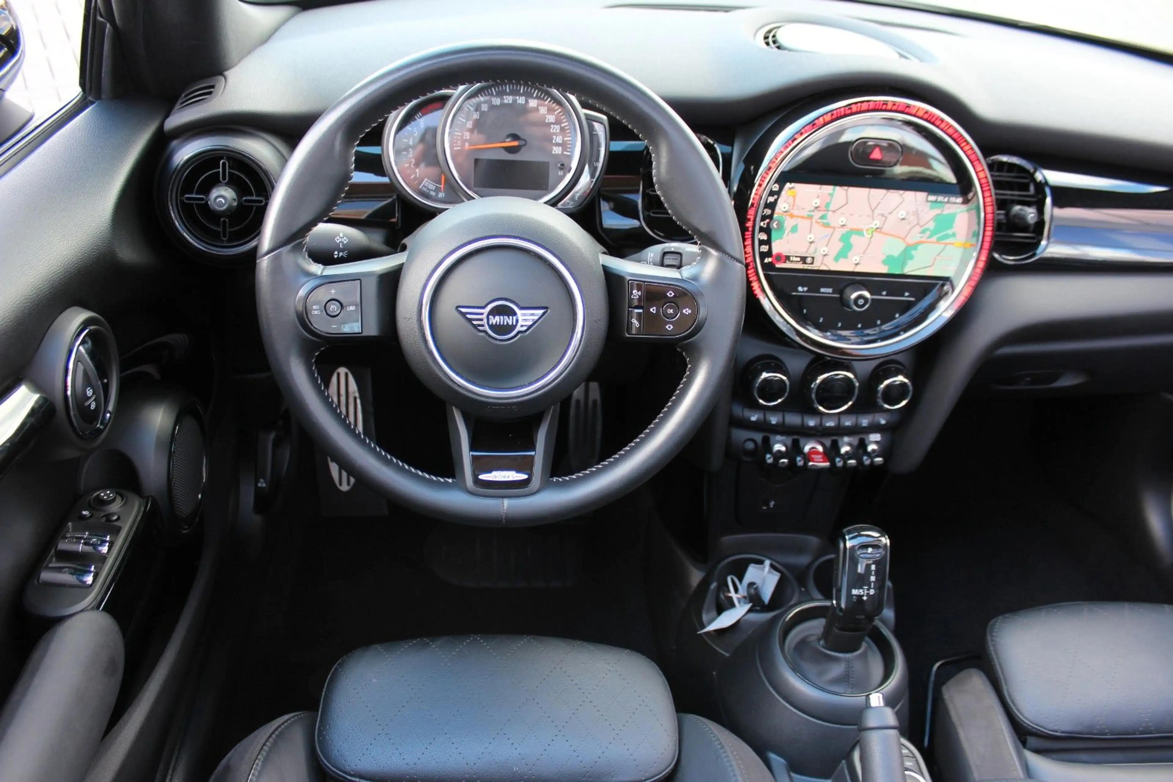 MINI Cooper Cabrio John Cooper Works Trim Leder LED — photo 7