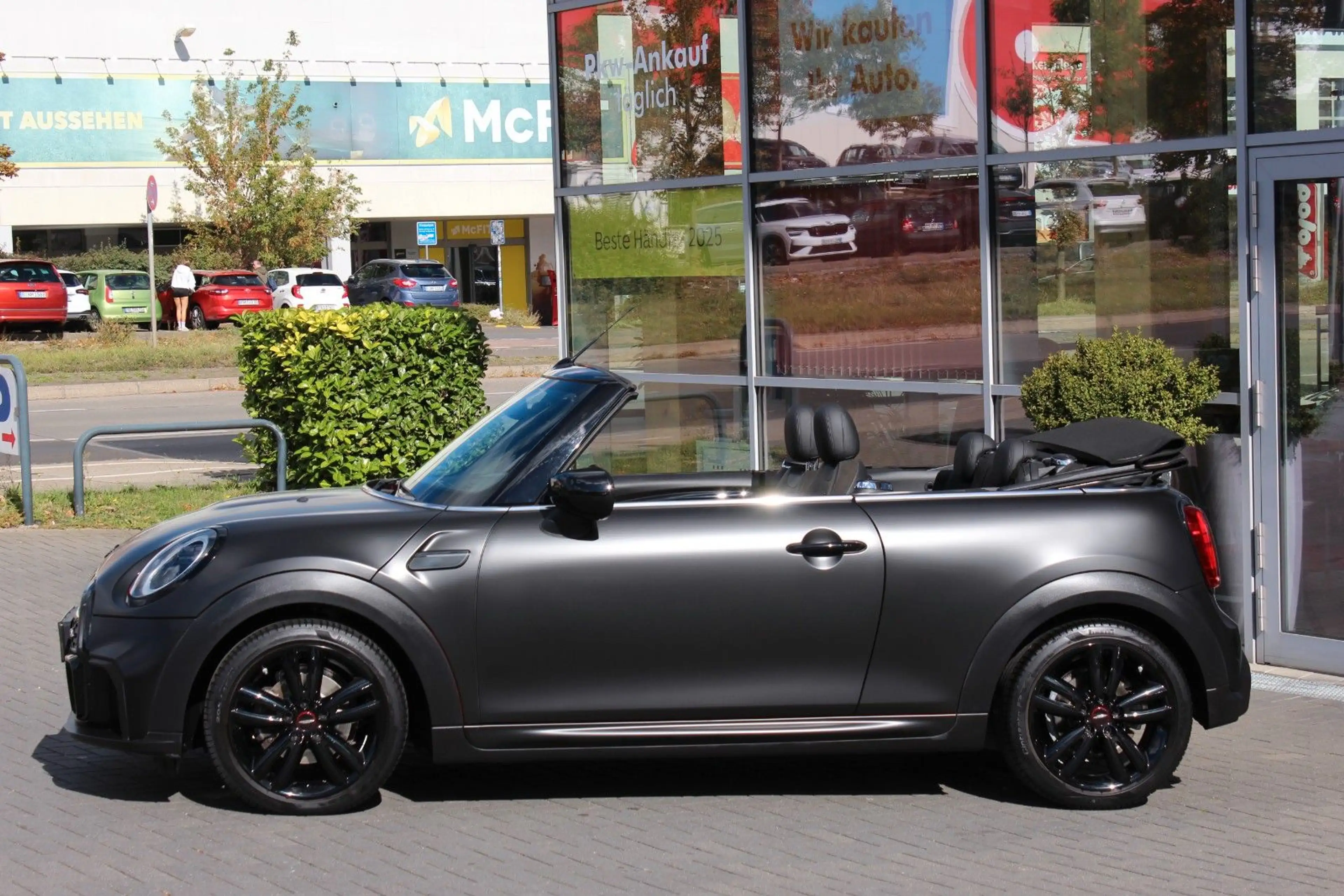 MINI Cooper Cabrio John Cooper Works Trim Leder LED — photo 4