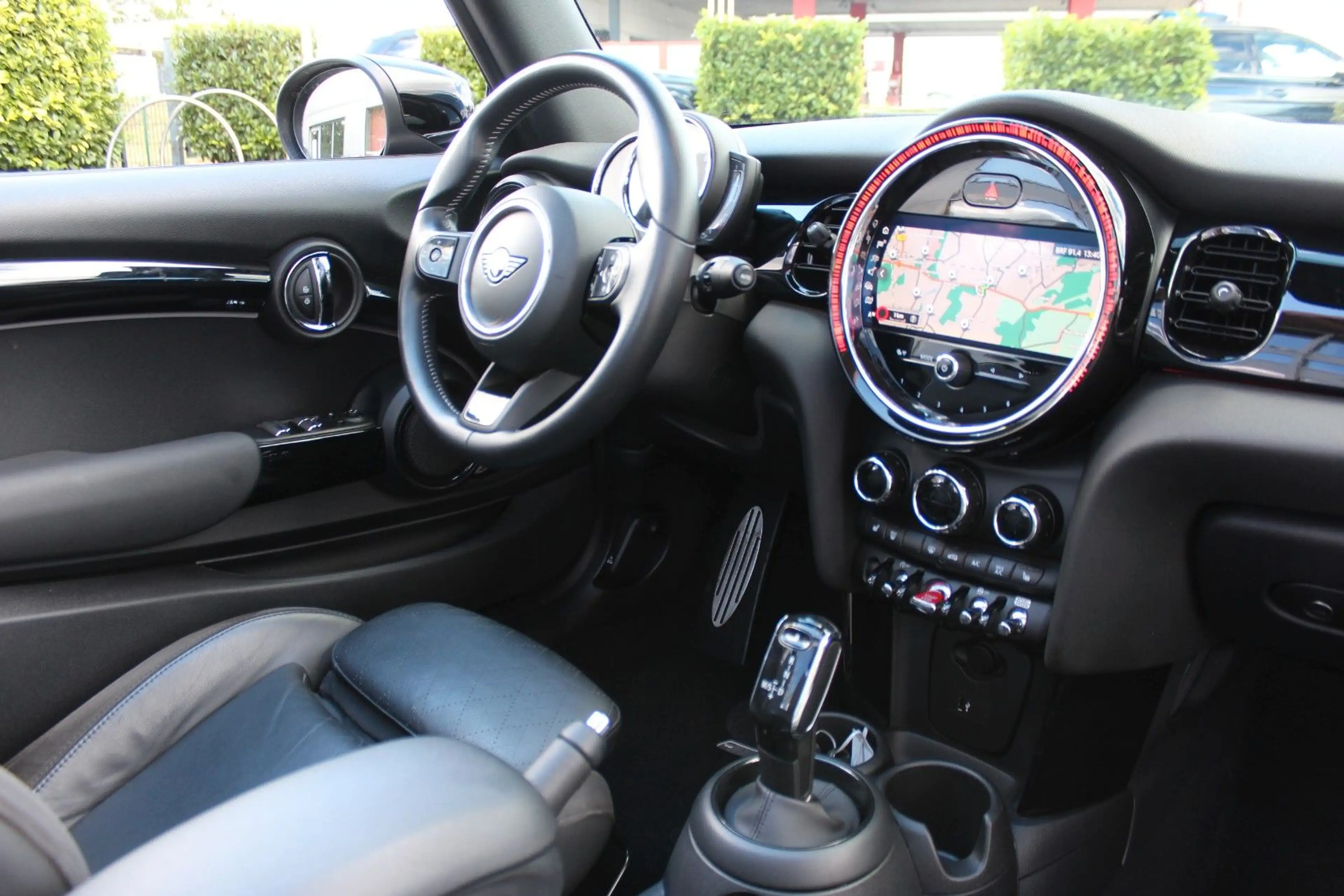 MINI Cooper Cabrio John Cooper Works Trim Leder LED — photo 8