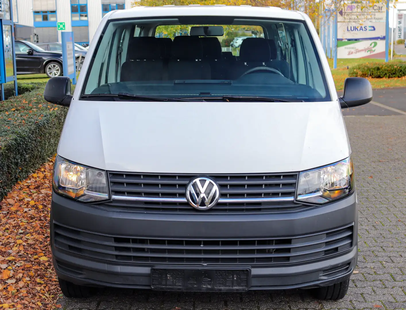 Volkswagen T6 Kombi Kombi lang 9-SITZE*1.HAND*KLIMA*PDC*8xREIFEN*BT Weiß - 2