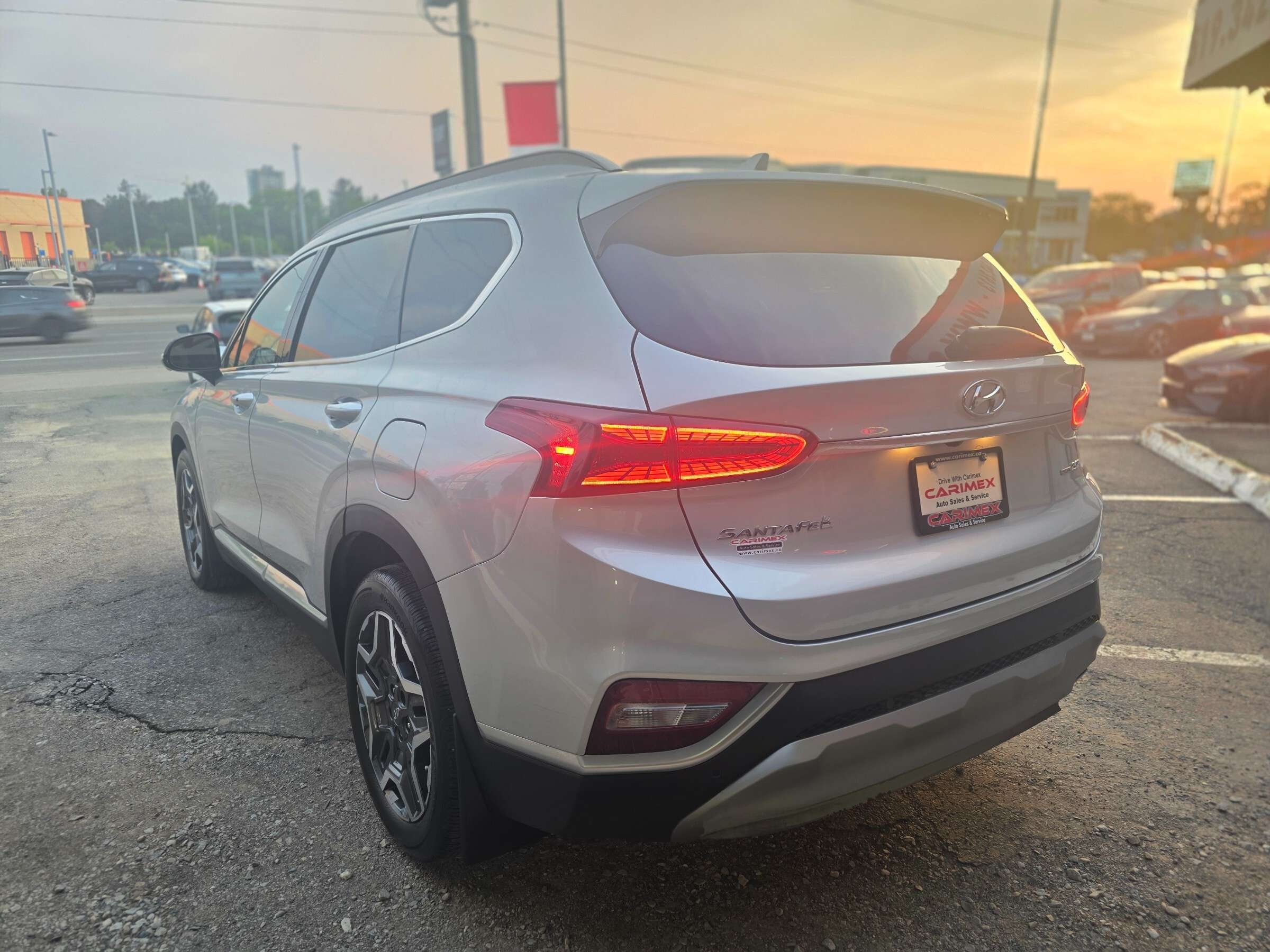 2019 Hyundai Santa Fe Ultimate 2.0 LOW KMS | Leather | Sunroof | Navi | — снимка 1