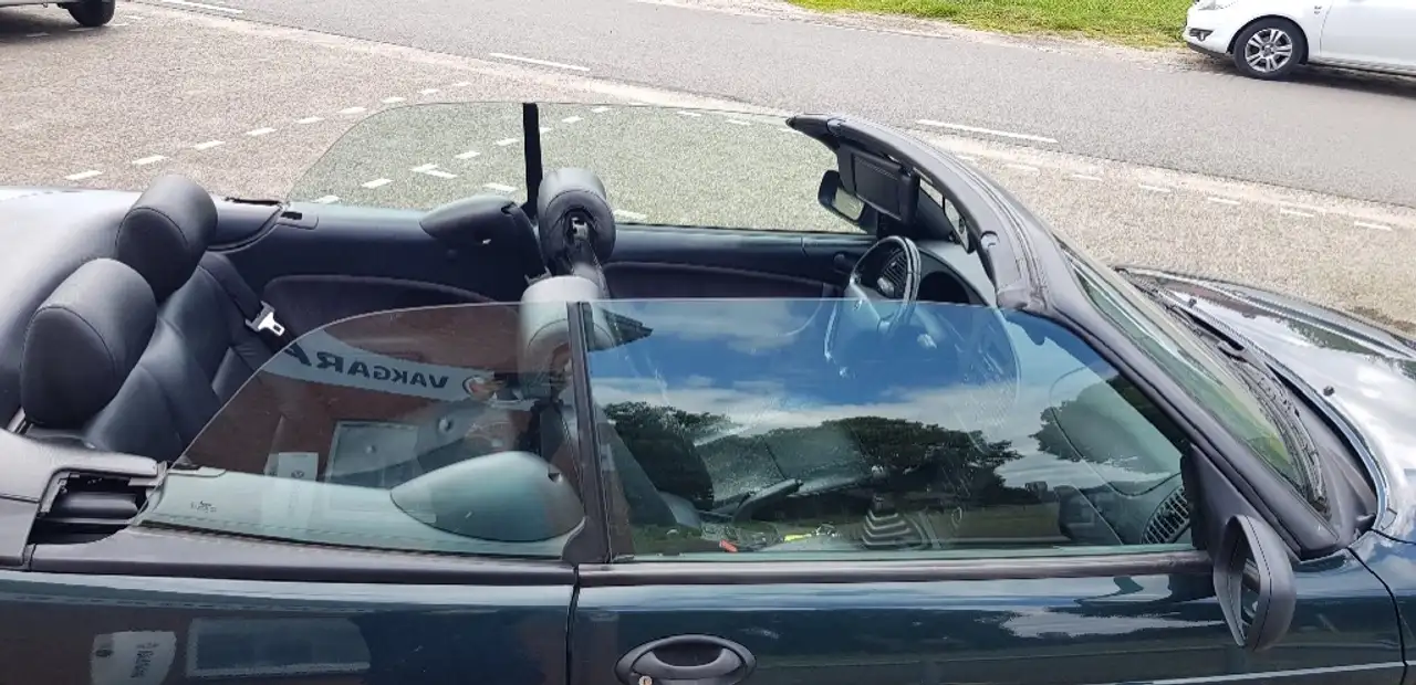 Saab 900 Cabrio 2.0 Turbo SE, foto 3
