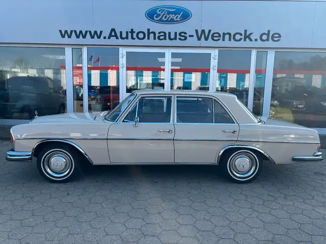 Mercedes-Benz 250 S (108) *3.HAND*AHK*LEDER*HU NEU*