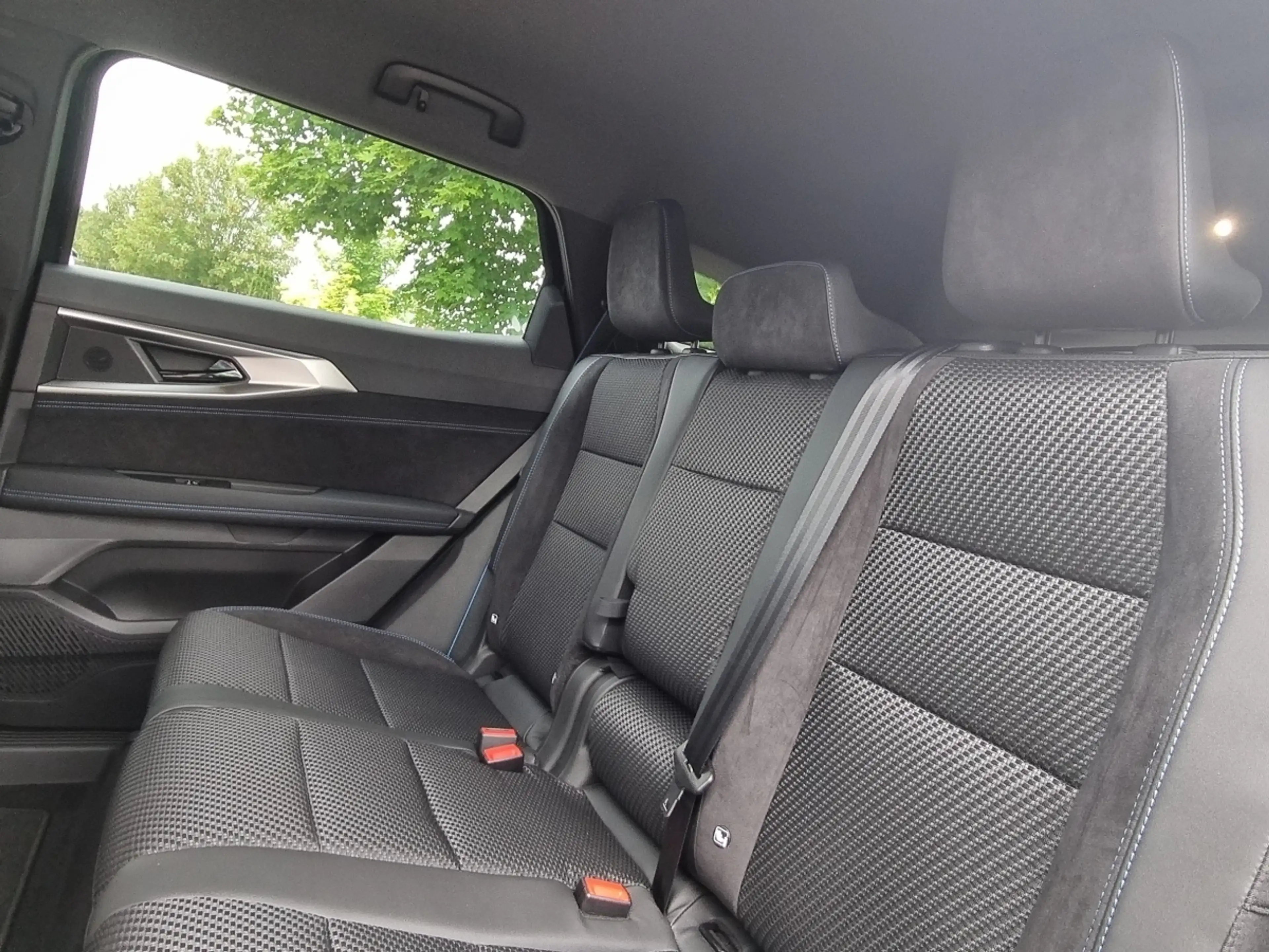 Renault Espace Esprit Alpine Full Hybrid E-Tech 200 — photo 8