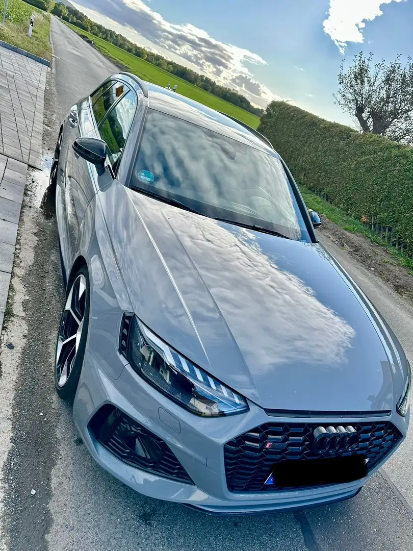 Audi RS4 RS4 Avant quattro tiptronic Grau - 2