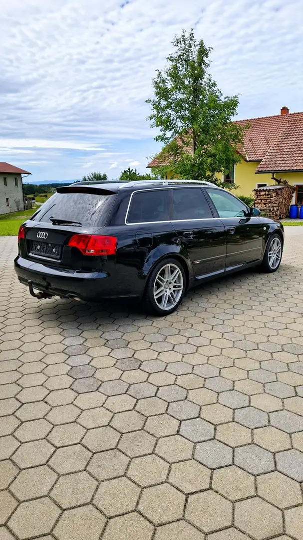 Audi A4 Avant 2,0 TDI quattro DPF Schwarz - 2